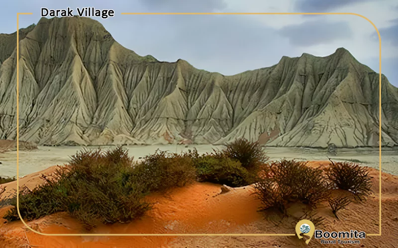 کوه های مرخی در روستای درک