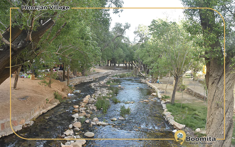 زرچشمه روستای هونجان