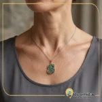 گردنبند فیروزه‌کوبی طرح S با فیروزه نیشابور